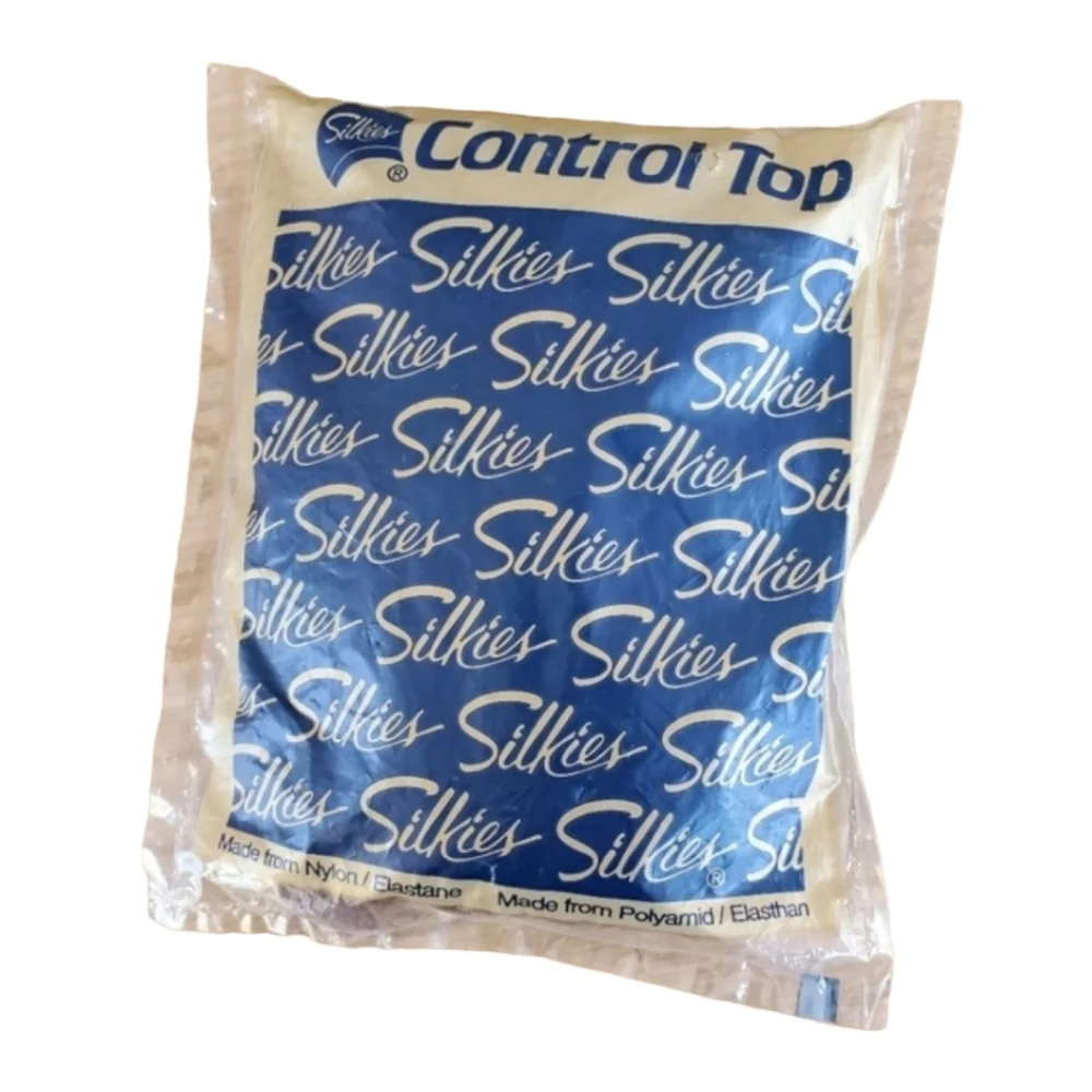 VINTAGE 90s SILKIES Control Top Pantyhose Silky Stockings L Nude 731 Deadstock